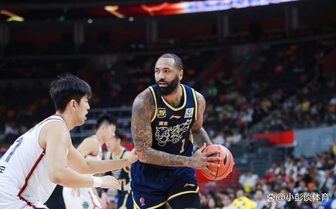 包含CBA季后赛赛程吃紧；拜仁慕尼黑关键时刻外线爆发；态度坚定；训练强度明显提升的词条